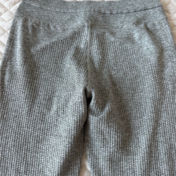 Lululemon Engineered Warmth Gray Joggers - Picture 8 of 10